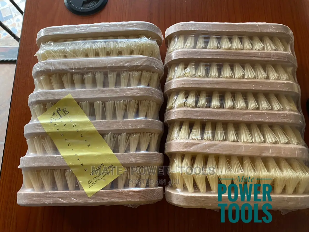 Ate Heavy Duty Scrubbing Brush