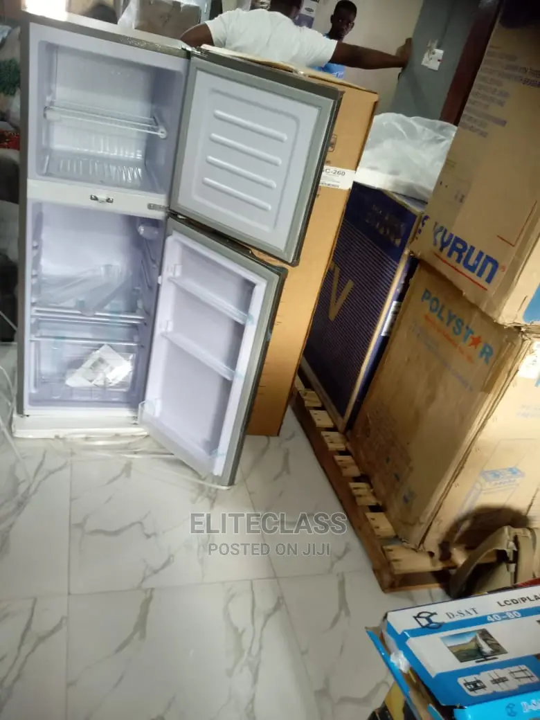 Freestanding LG Refrigerator ( Top Freezer) -Gc 260