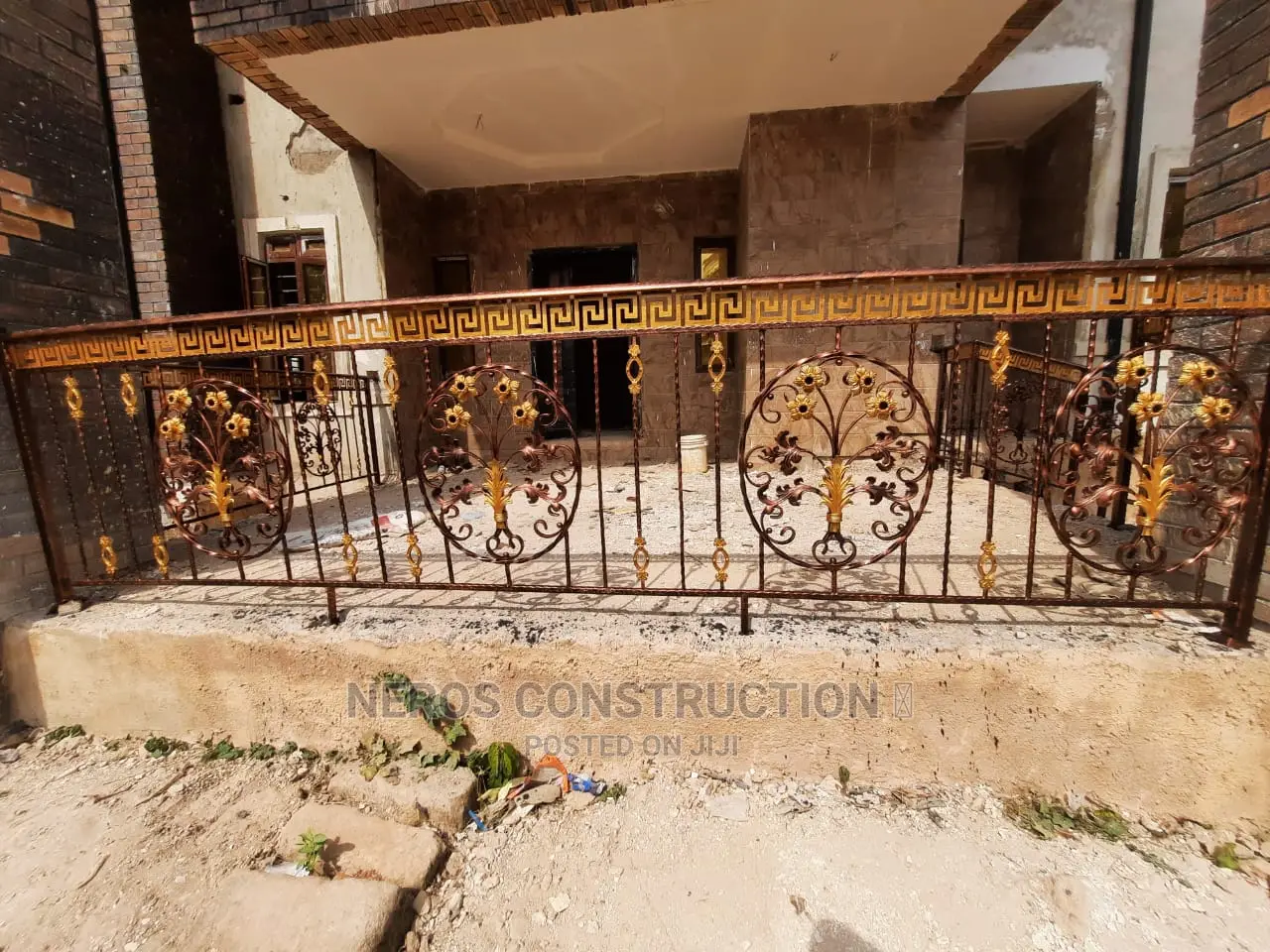 Rosette Cumbi Turkish Wrought Iron Rail