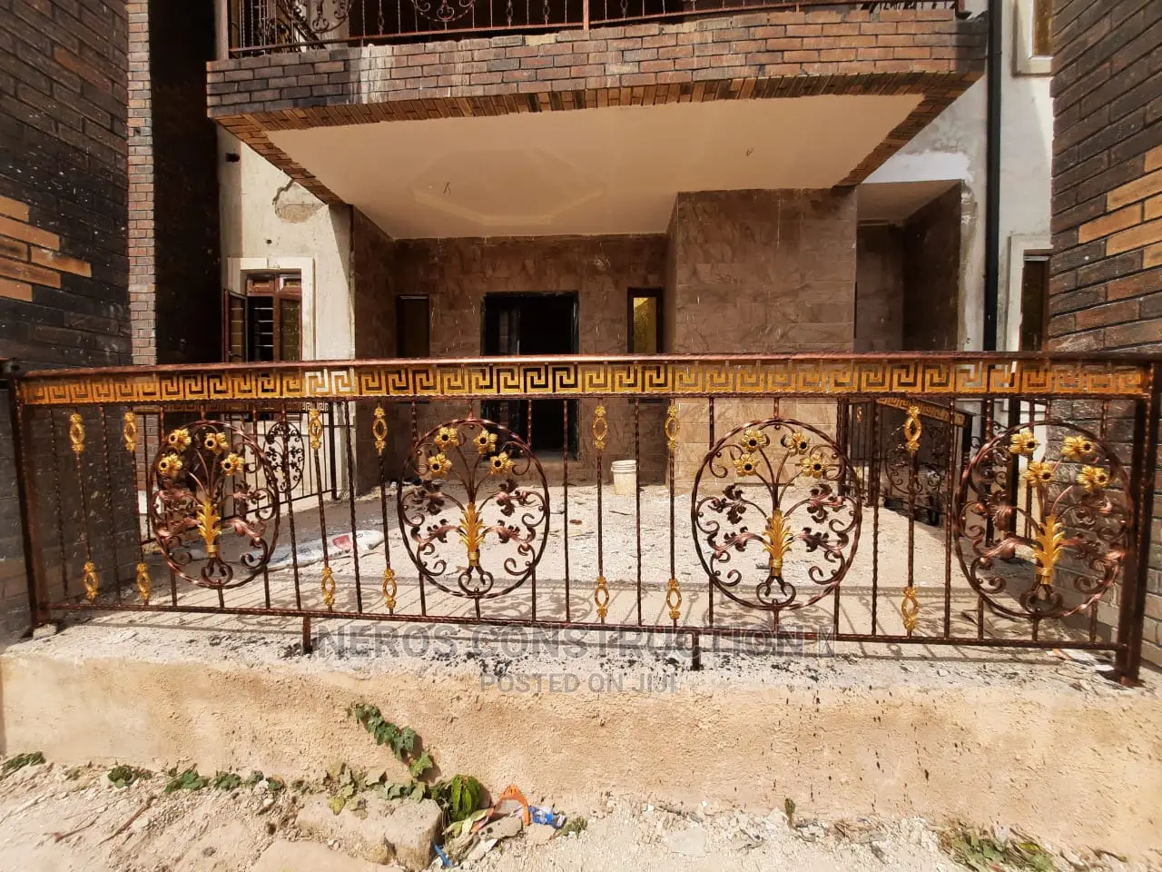 Rosette Cumbi Turkish Wrought Iron Rail