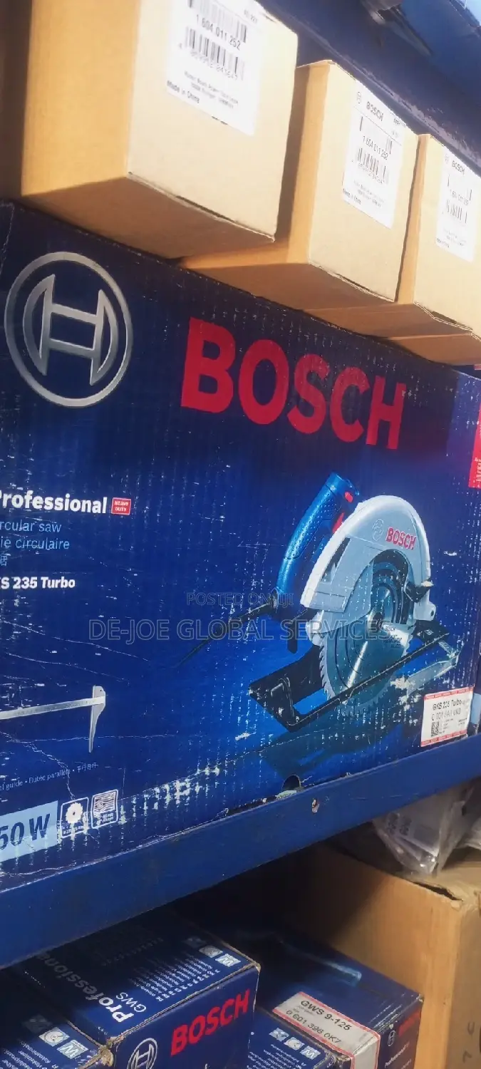 Professional Bosch Circular Saw 9" Model: GKS 235 2050 Watts