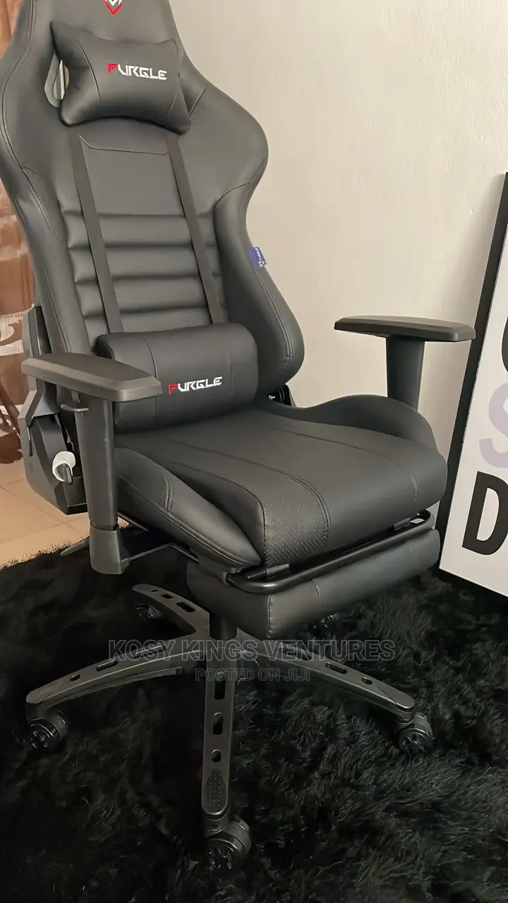 Office/Gaming Chair With Footrest