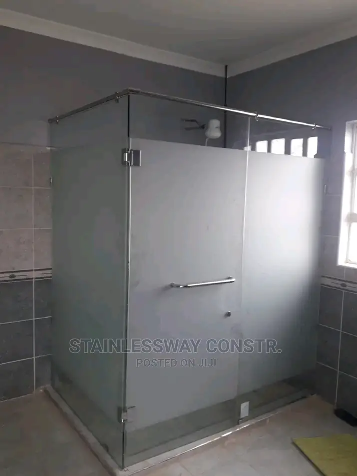 Shower Cubicle Climax