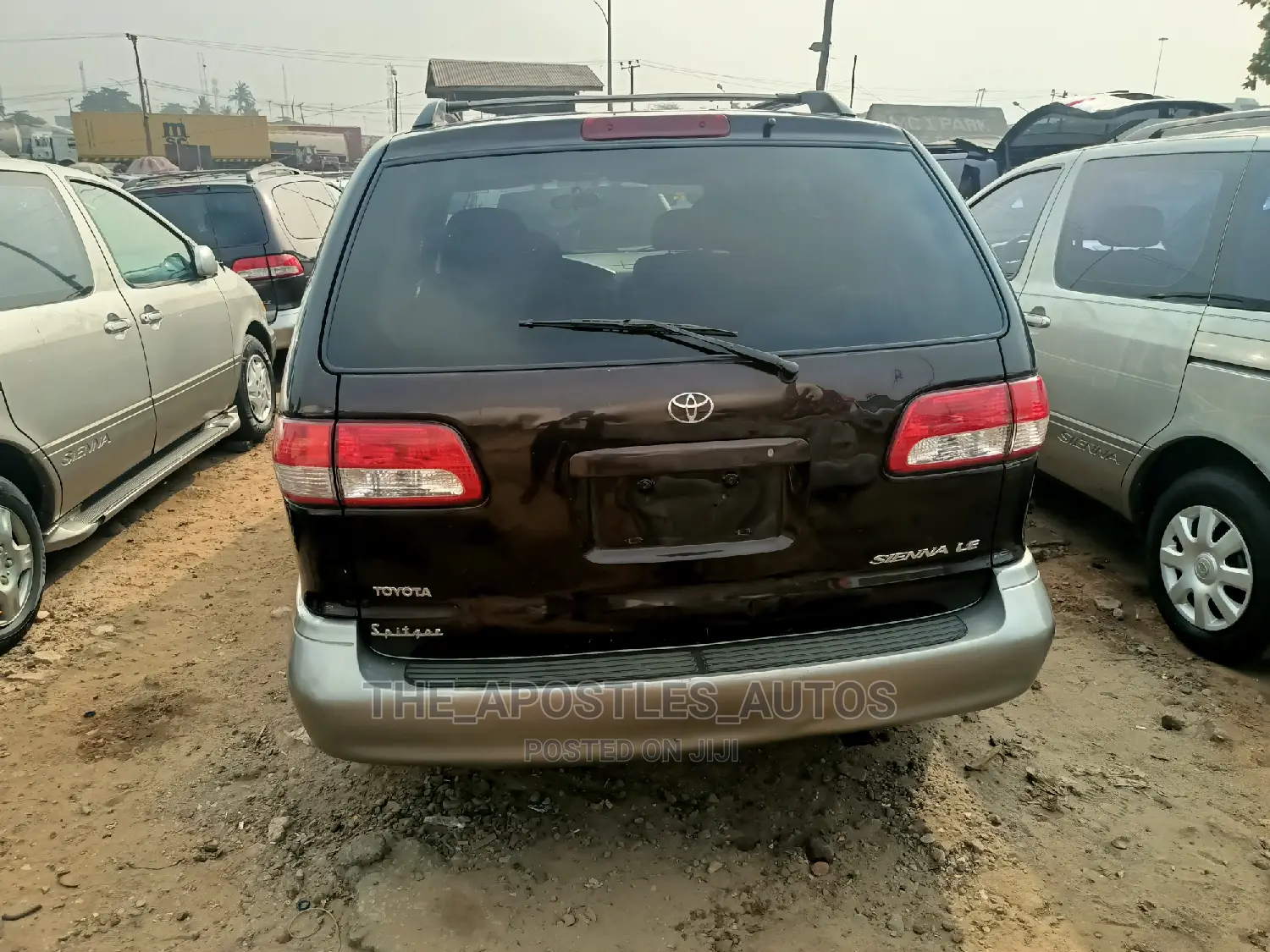 Toyota Sienna LE 2002 Brown