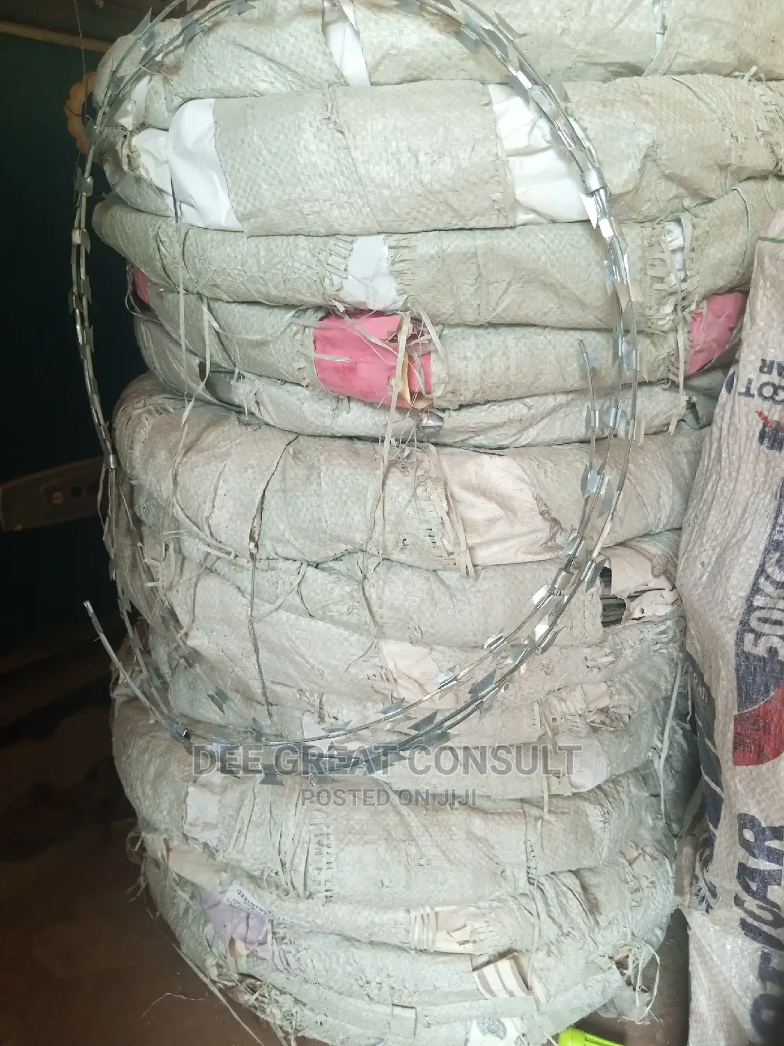 Electric Fence Materials, Barb Wire Materials