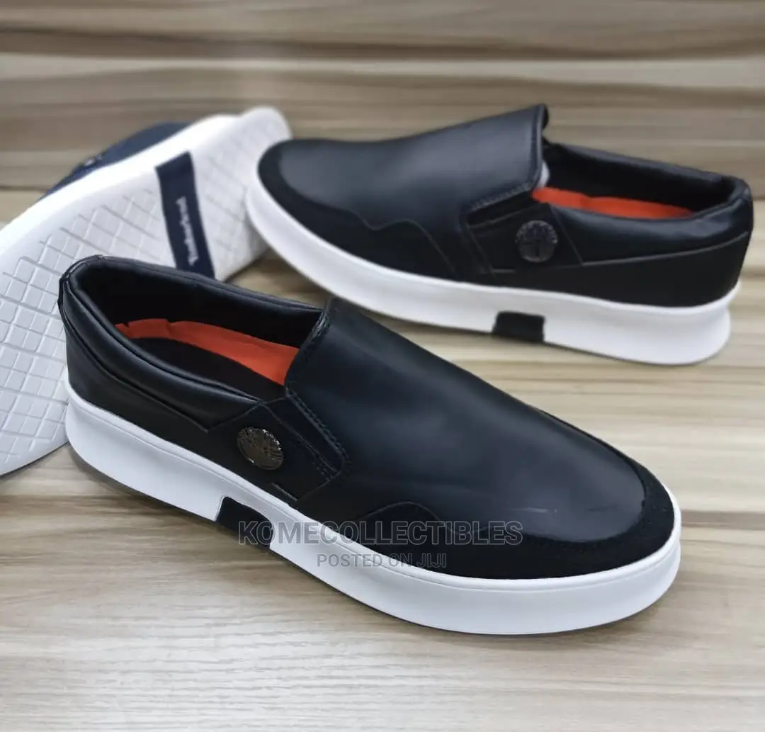 Mens Casual Sneakers / Slip on Shoes