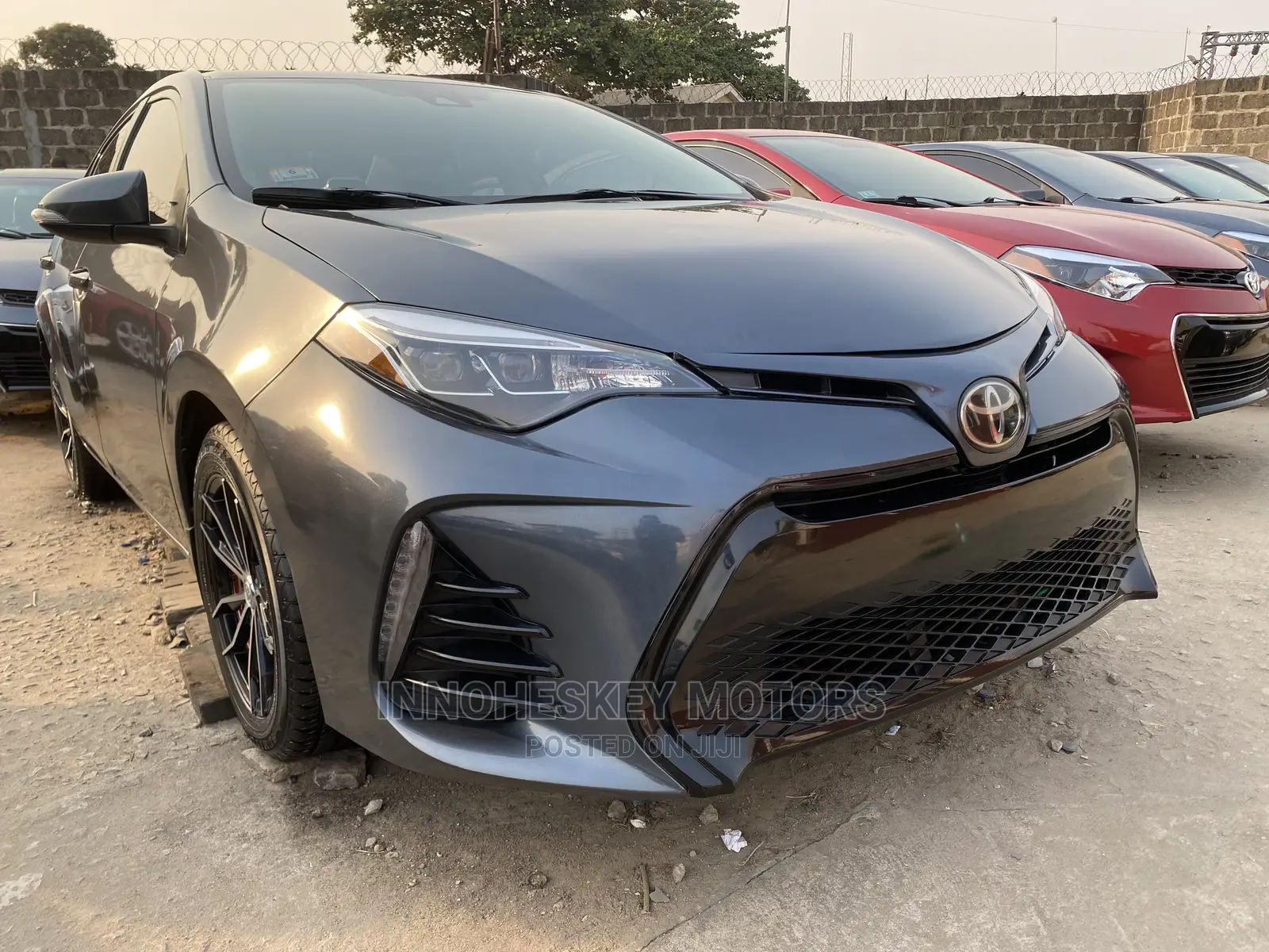 Toyota Corolla 2017 Gray