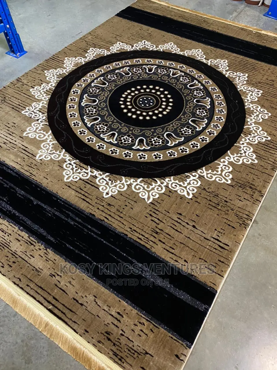 Luxury Living Room Designed Super Soft Royal Center Rug.