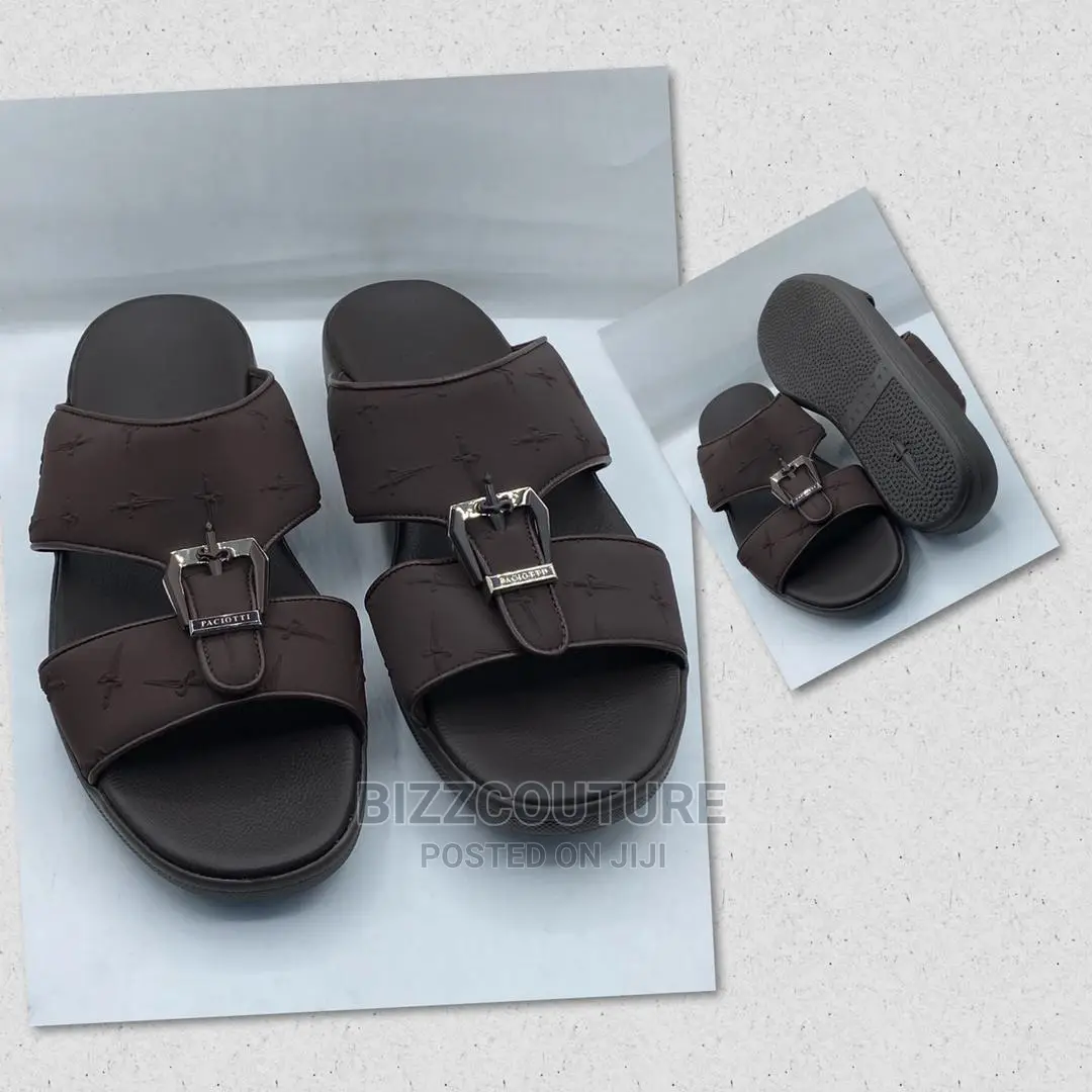 Original Italian CESARE PACIOTTI Slippers Available in Store