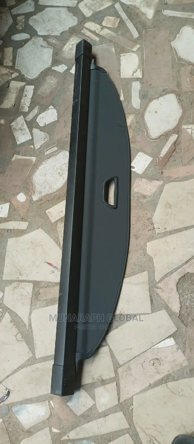 Mercedes Benz GLC 300 Boot Cover.