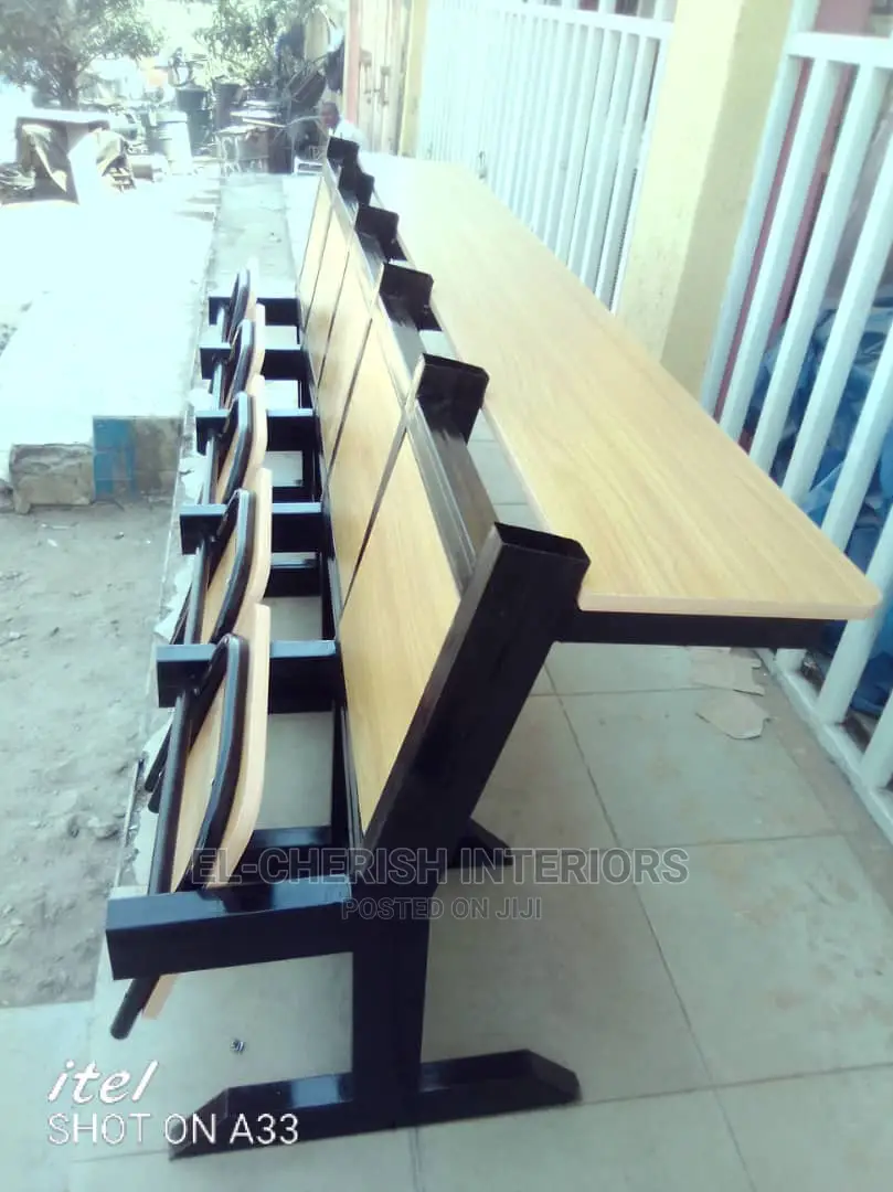 5 Seaters Unique Lecture Hall Table and Chair