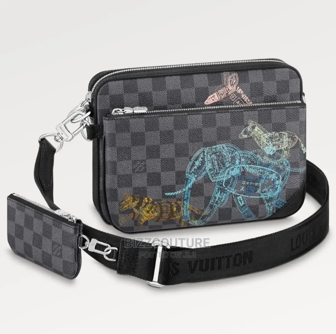 Original LOUIS VUITTON Crossbody Bags Available in Store