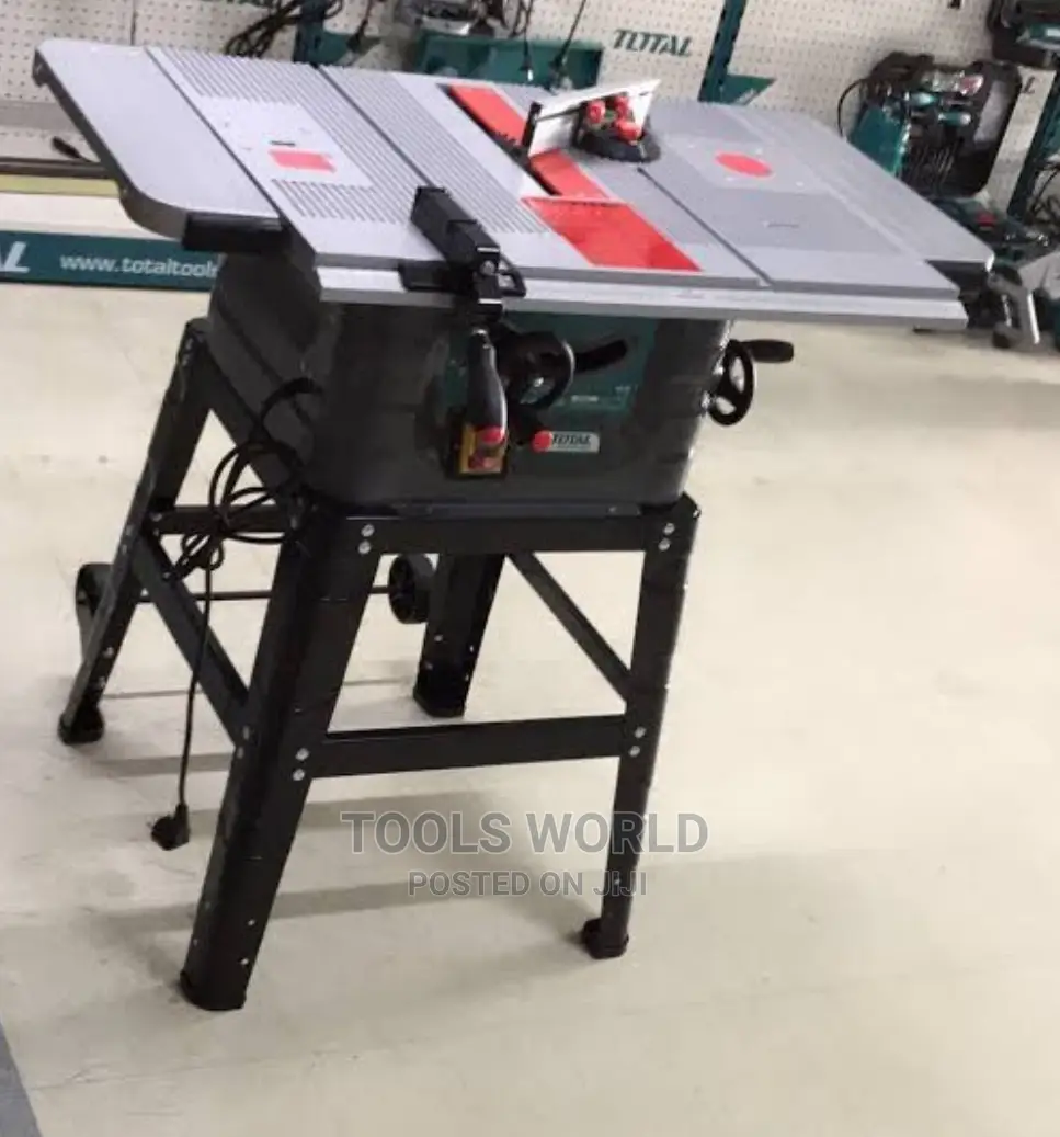 Total Table Saw 1500w 10 Inches 254mm TS5152542