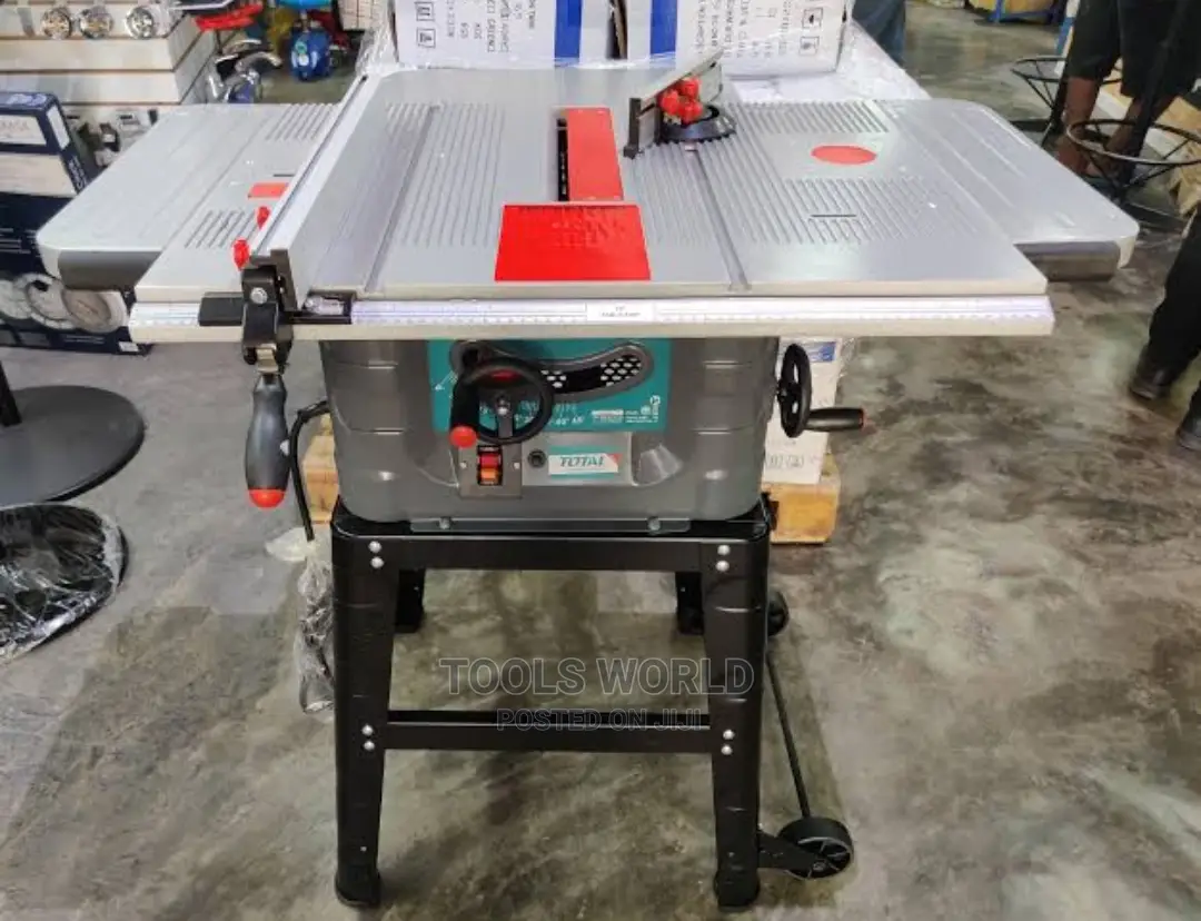 Total Table Saw 1500w 10 Inches 254mm TS5152542