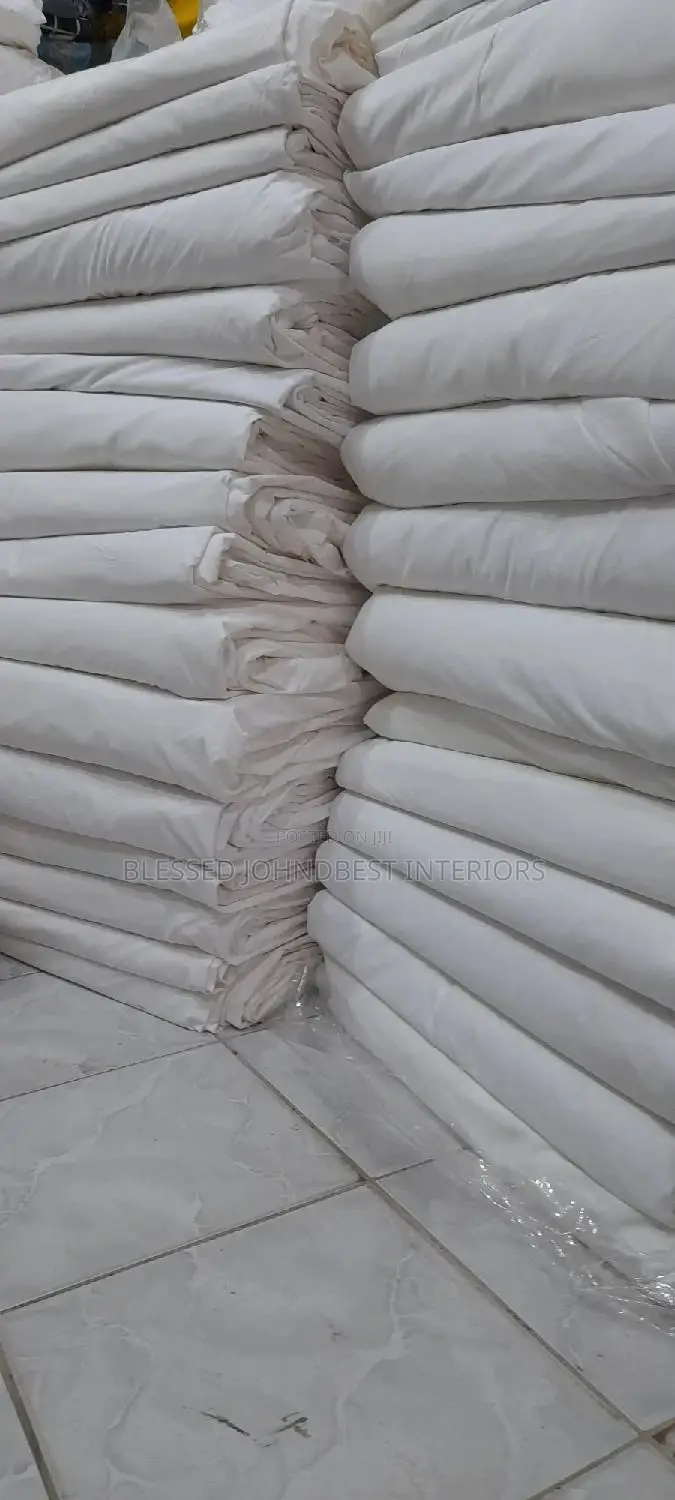 Pure Cotton White Bedsheets and Duvet Materials