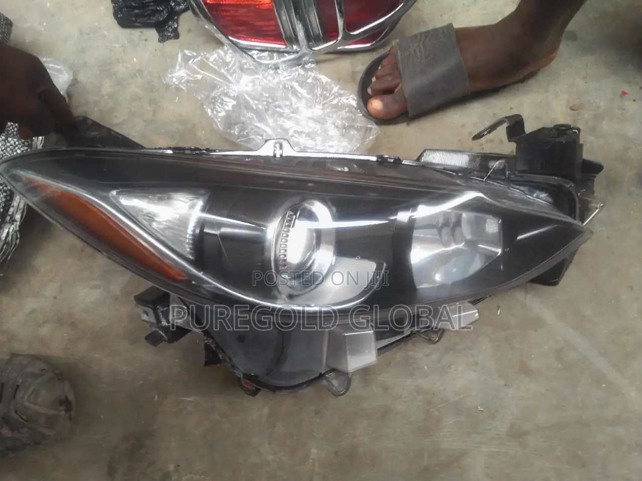 Headlamp for 2016 and 2018 Mazda 3