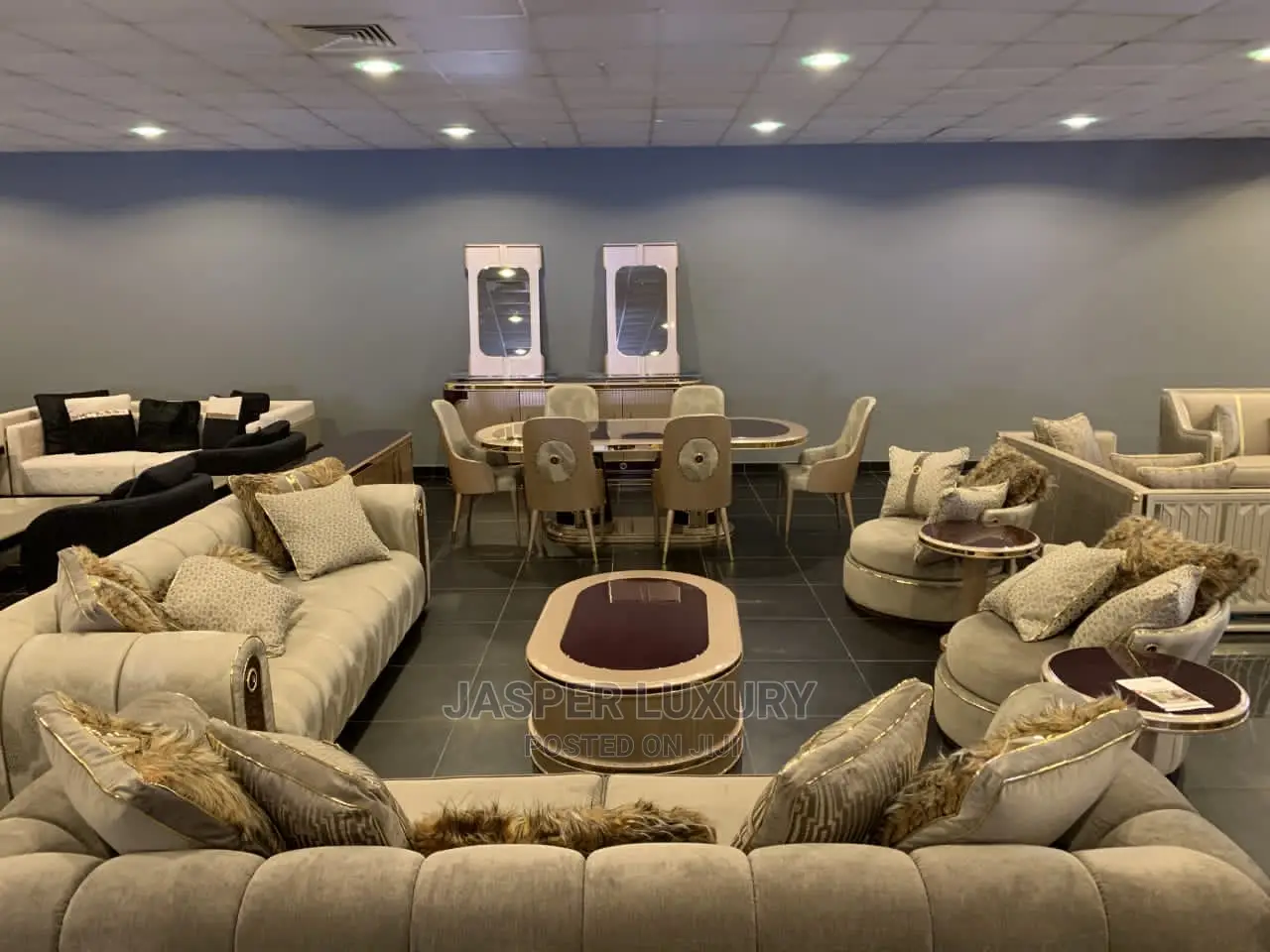 Elegant and Luxury Complete Sofa Set