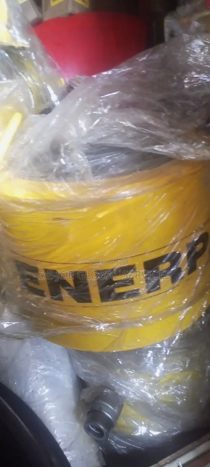 Enerpac Hydraulic Heavy-duty Jack 200 Tons