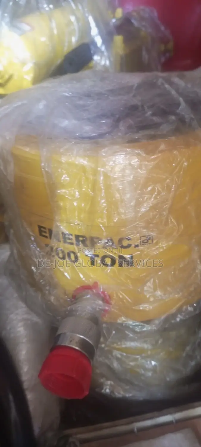 Enerpac Hydraulic Heavy-duty Jack 200 Tons
