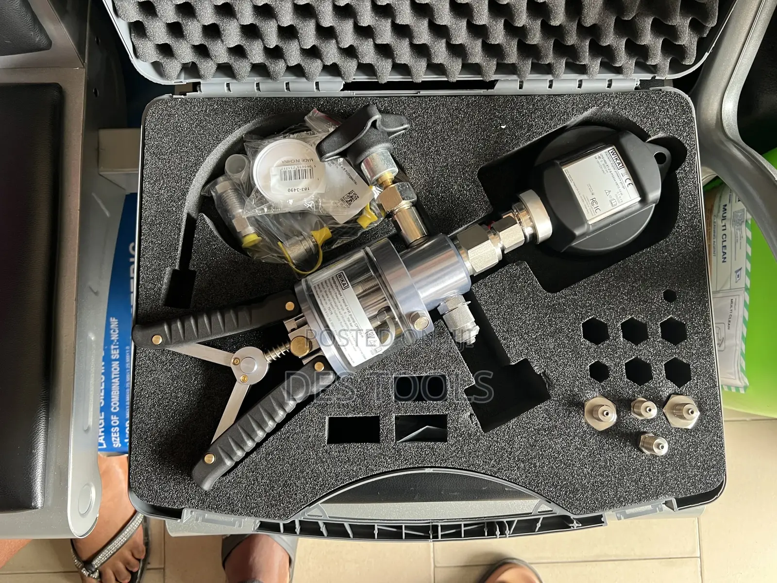 WIKA Instrument CPP700-H Hydraulic Hand Pump 10,000 PSI