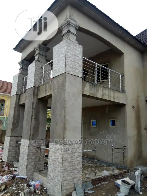Stainless Railing Bungalow
