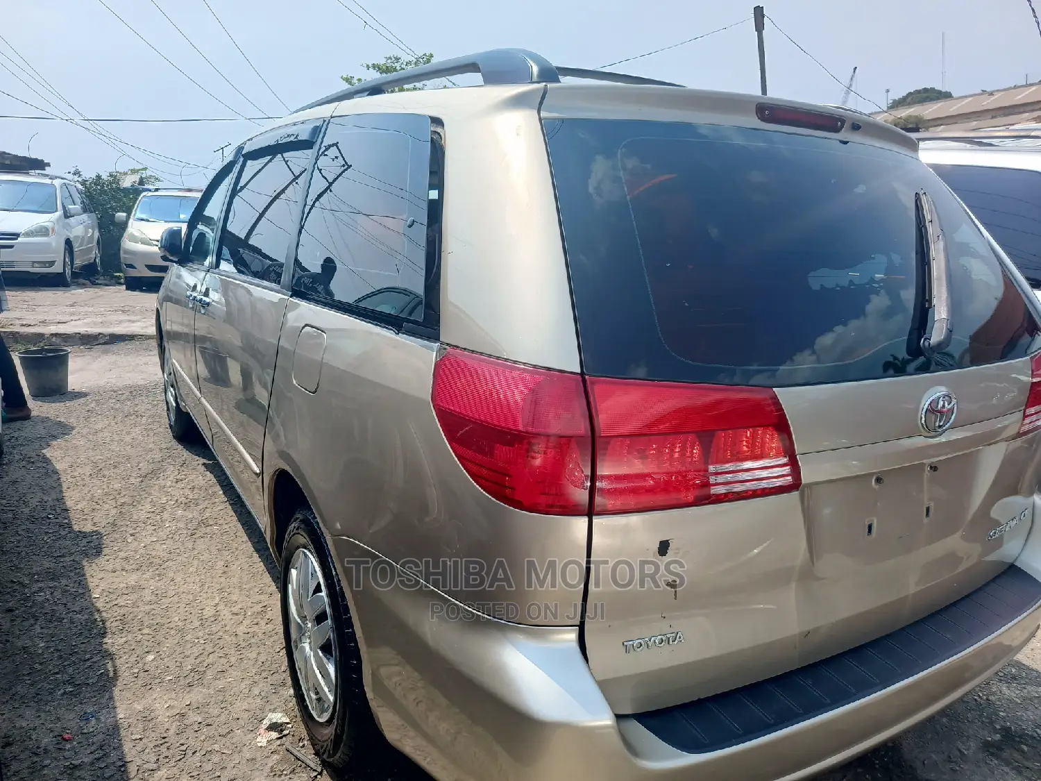 Toyota Sienna LE AWD 2005 Gold