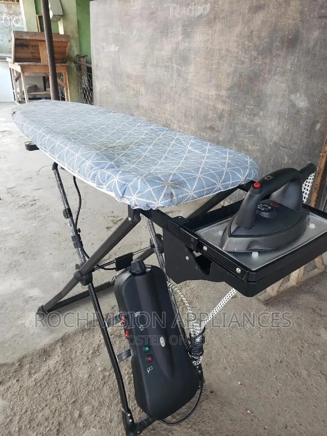 Finishing Table Industrial Steam Iron With Table and Vacuum