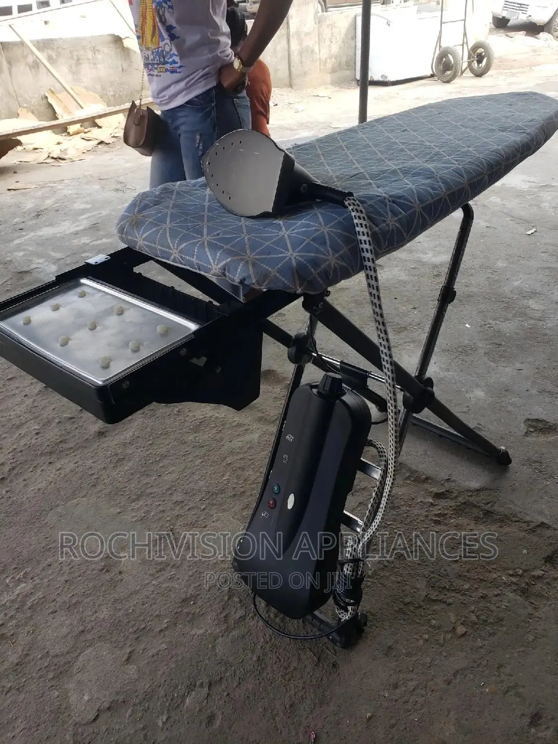 Finishing Table Industrial Steam Iron With Table and Vacuum