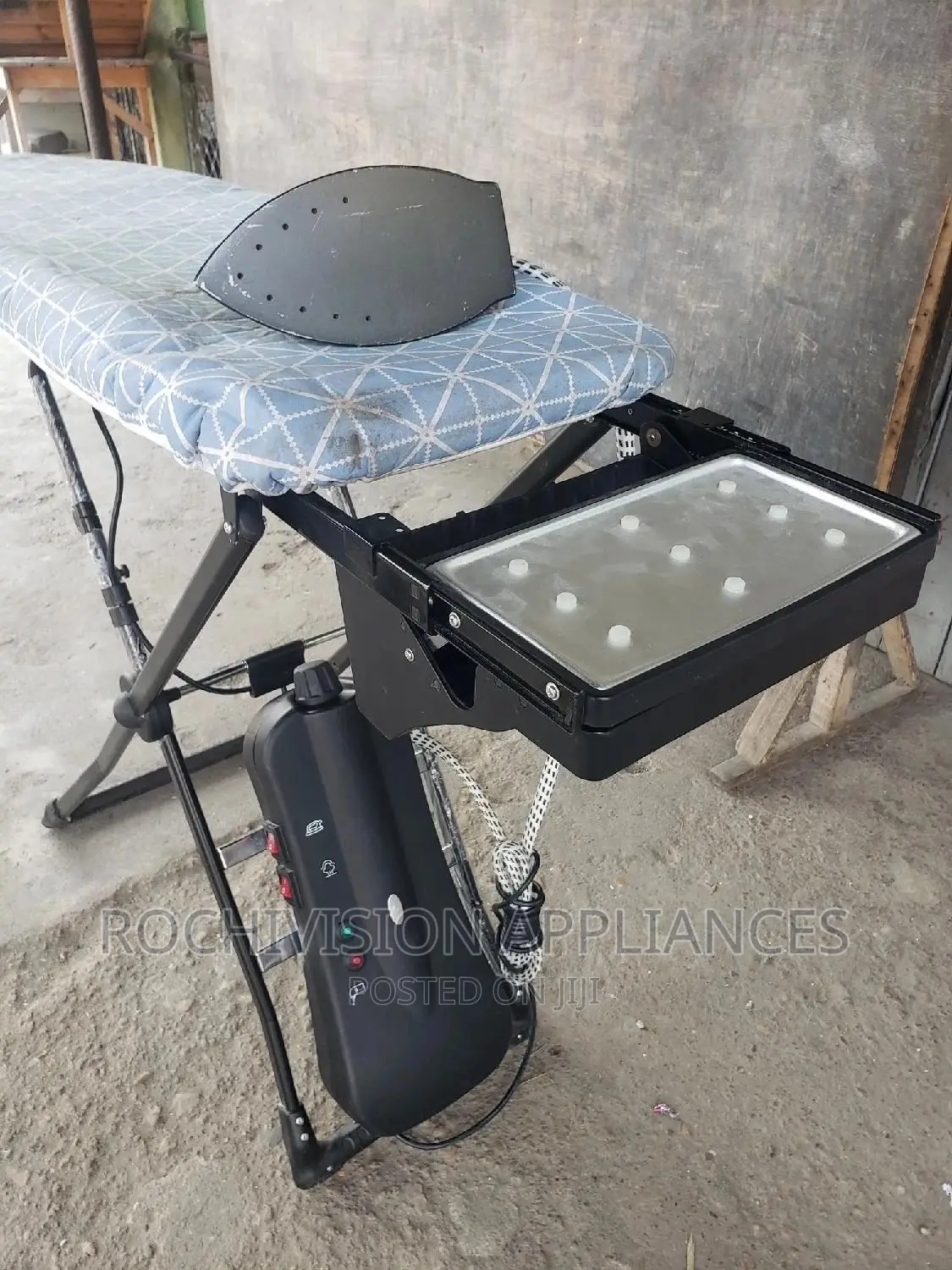 Finishing Table Industrial Steam Iron With Table and Vacuum