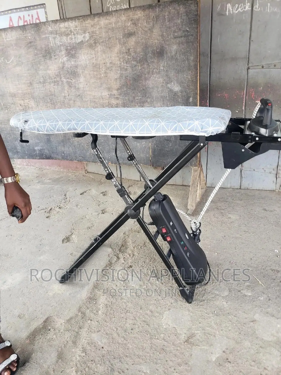 Finishing Table Industrial Steam Iron With Table and Vacuum