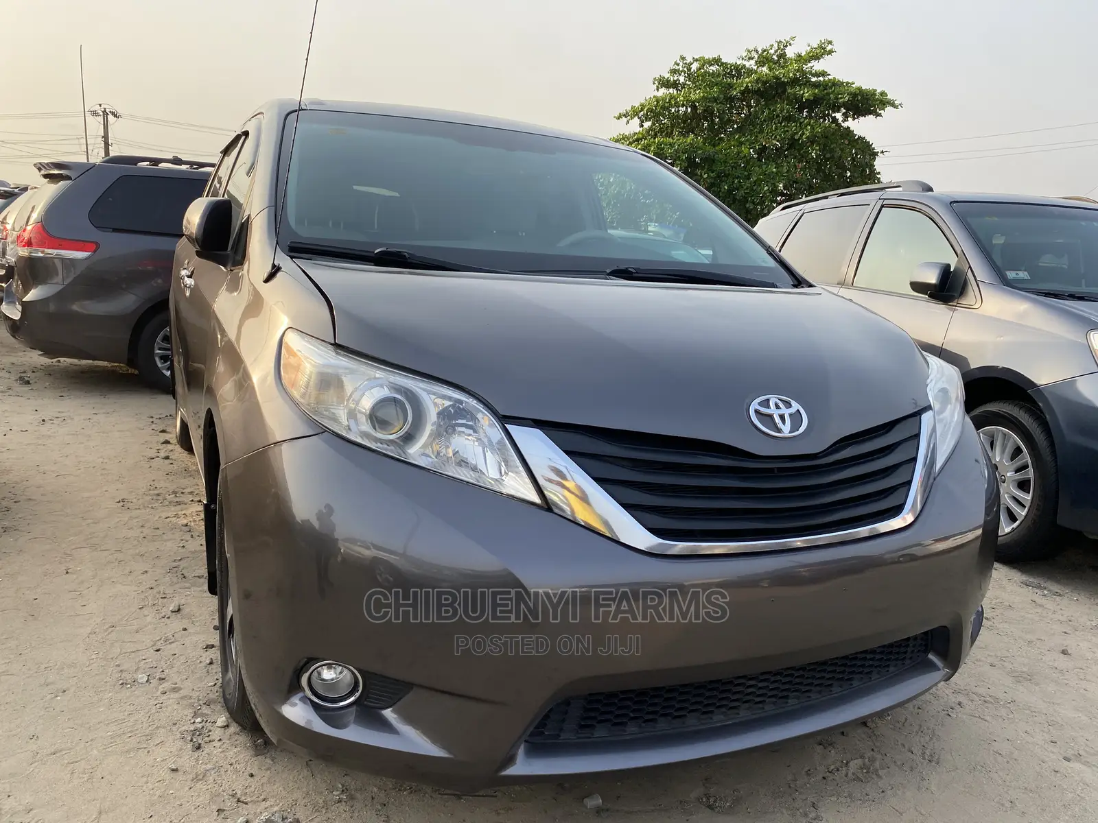 Toyota Sienna LE 8 Passenger 2012 Gray