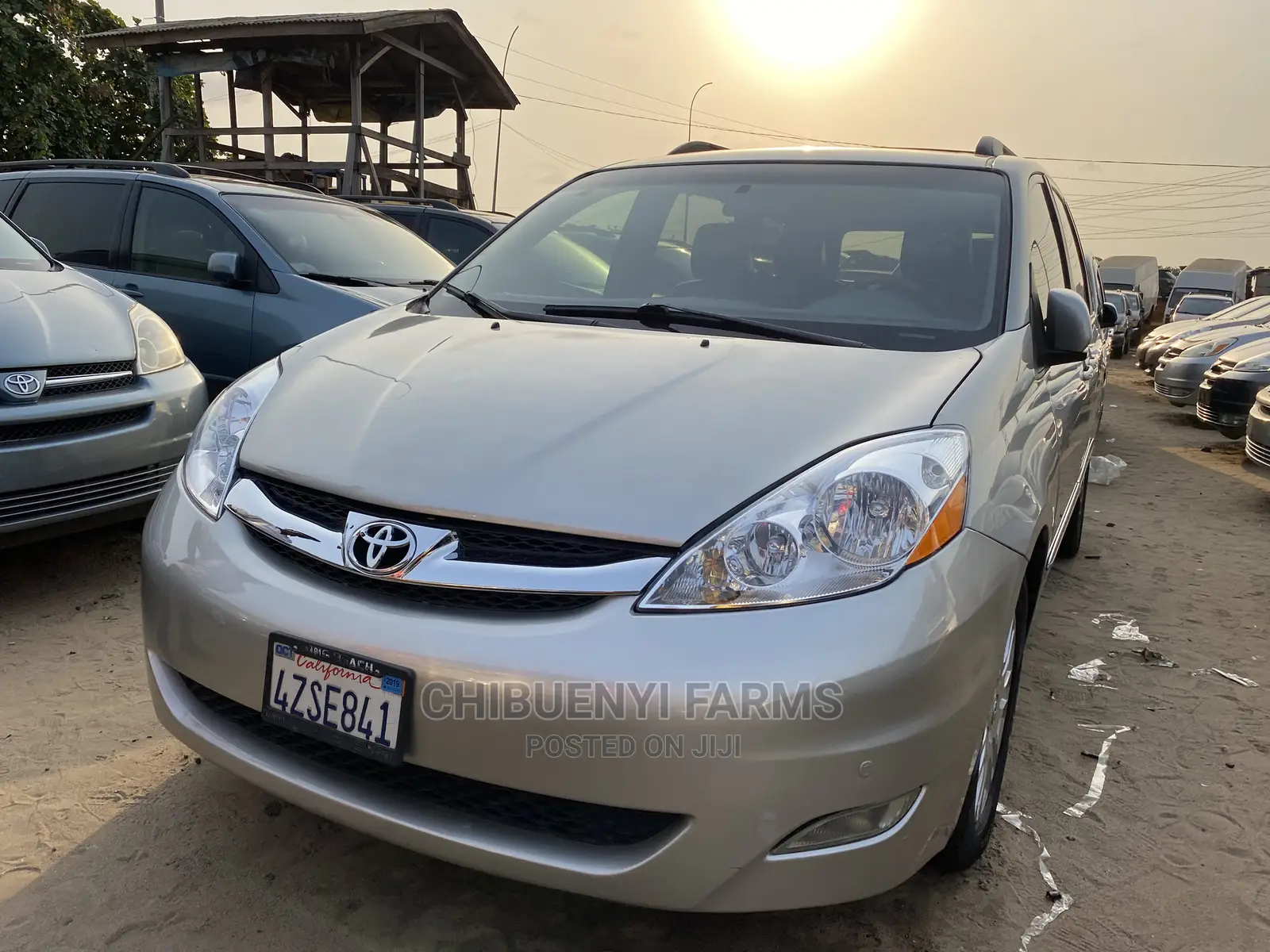 Toyota Sienna 2008 Gold