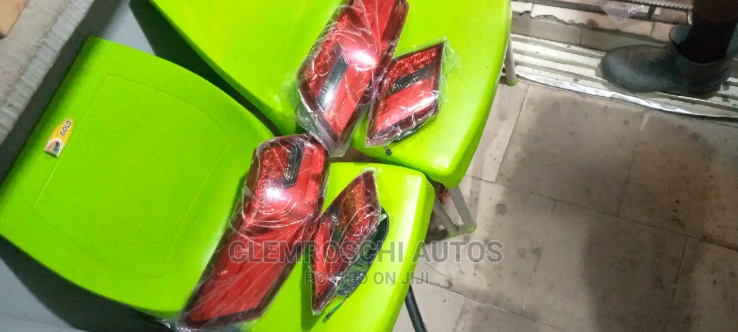 High Quality Certified Complete Rear Light Camry Lexus Face
