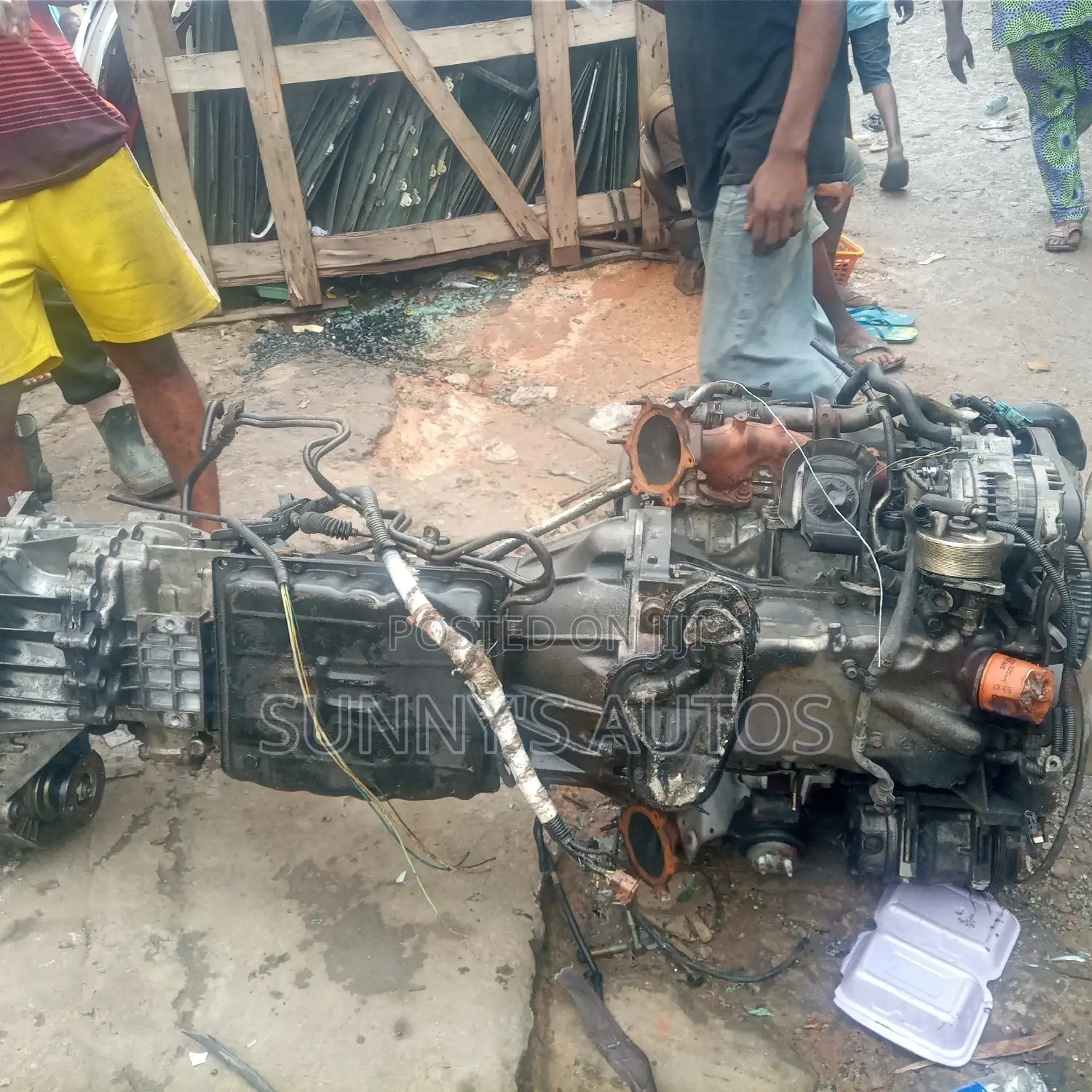 Nissan Pathfinder Engine And Transmission 2002.