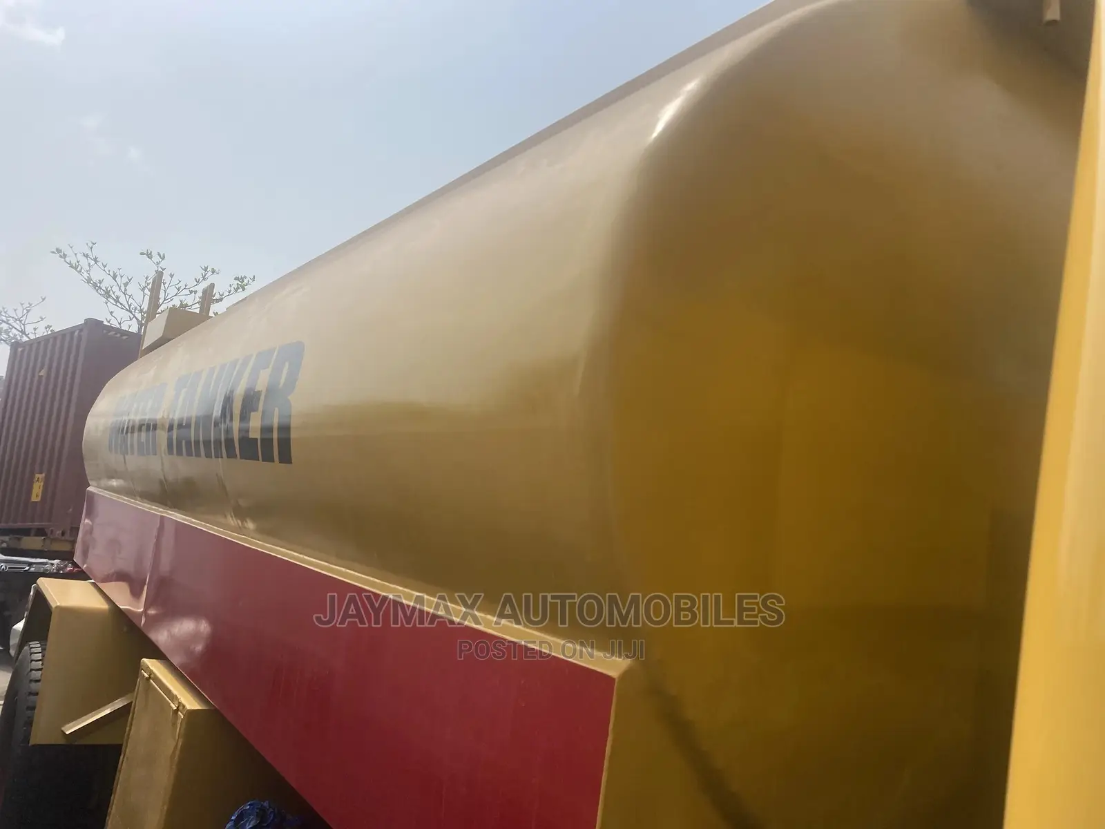 Mercedes Benz Water Tanker