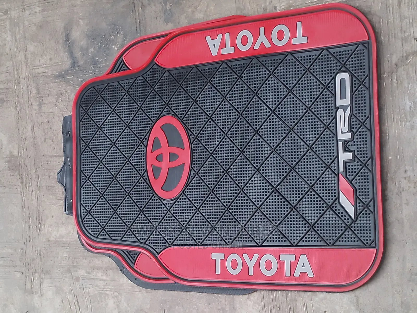 5 Pieces Costumize Toyota Floor Mat