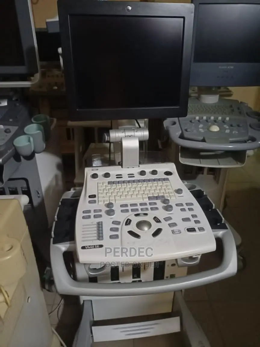 GE Vivid S6 Cardiac Ultrasound Machine