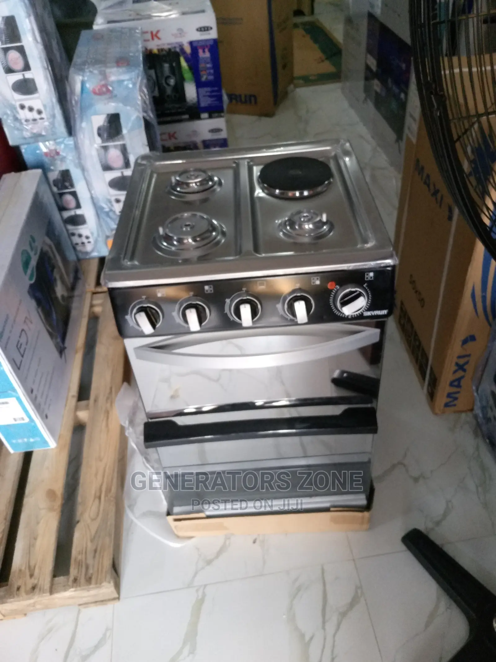 Skyrun GCS-3g1e/X Standing Gas Cooker - 4 Phases