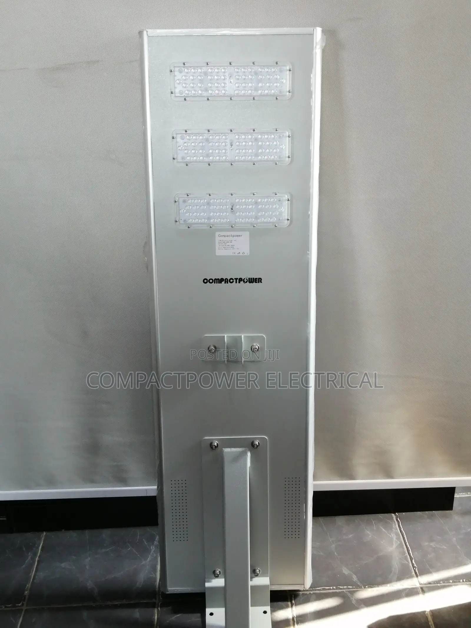 60watts Industrial Solar Street Light -10,200lumens