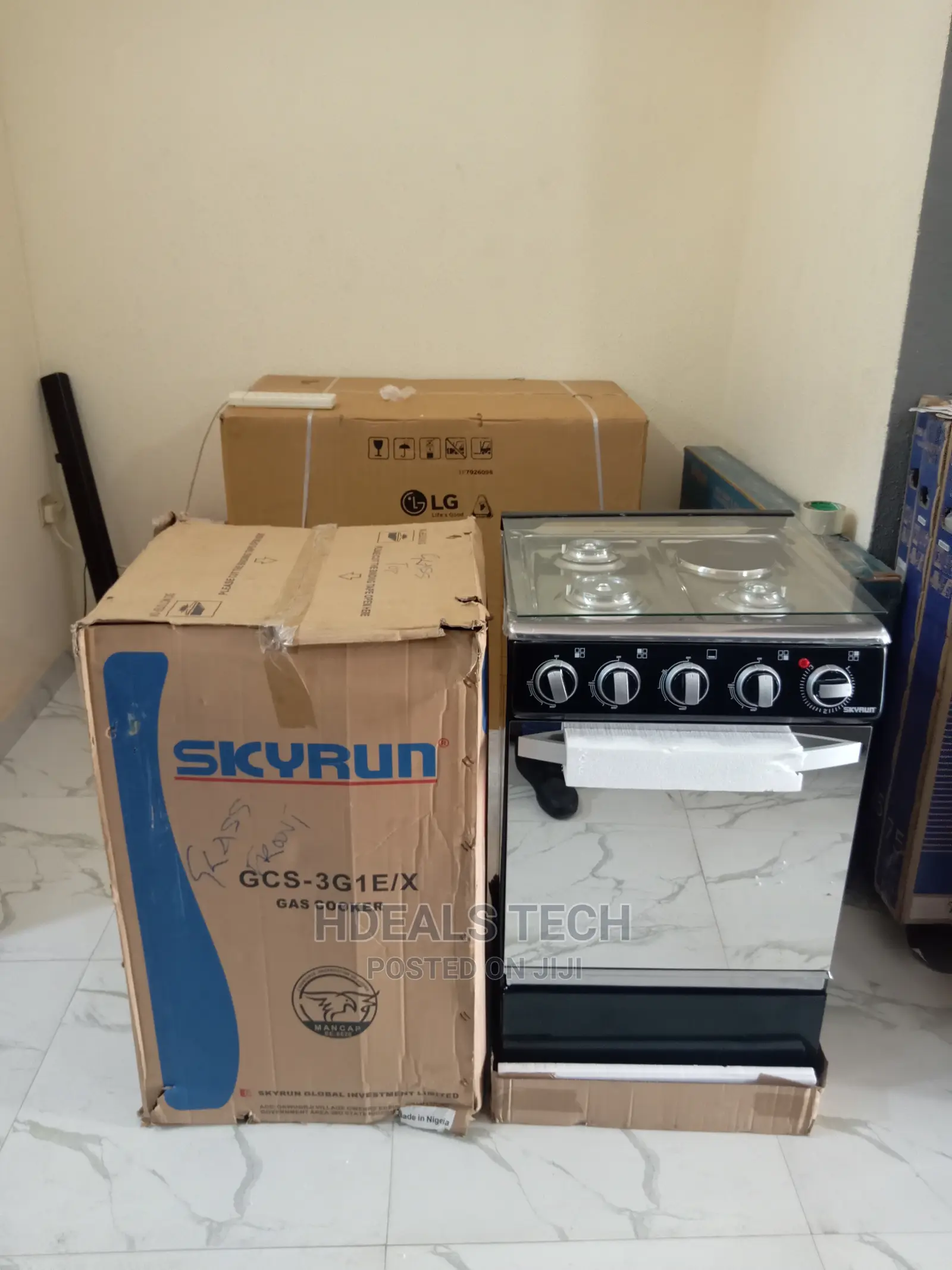 Quality Skyrun Electric/Gas Cooker, GCS-3G1E/X.