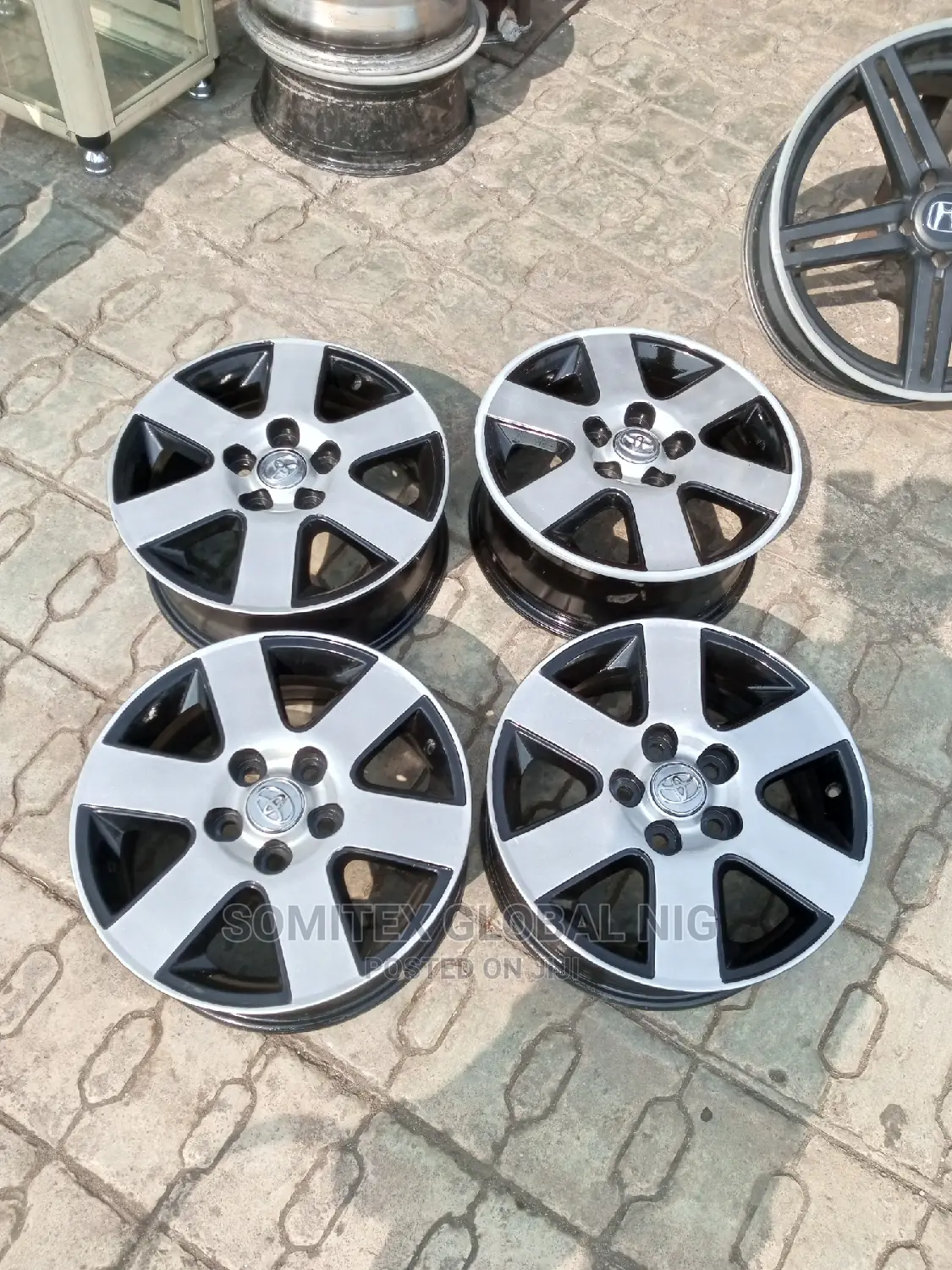 Sienna Rim16/Camry