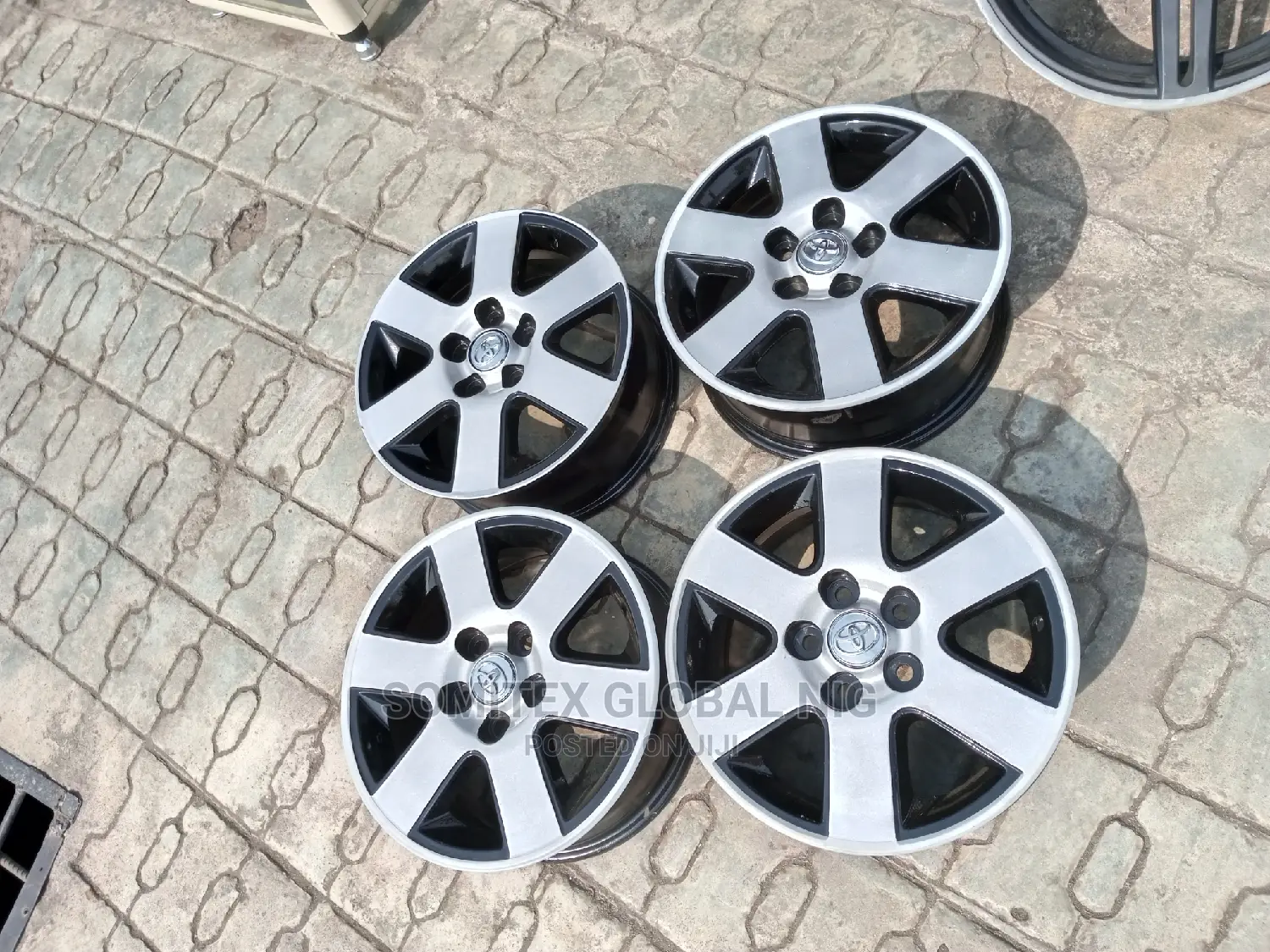Sienna Rim16/Camry