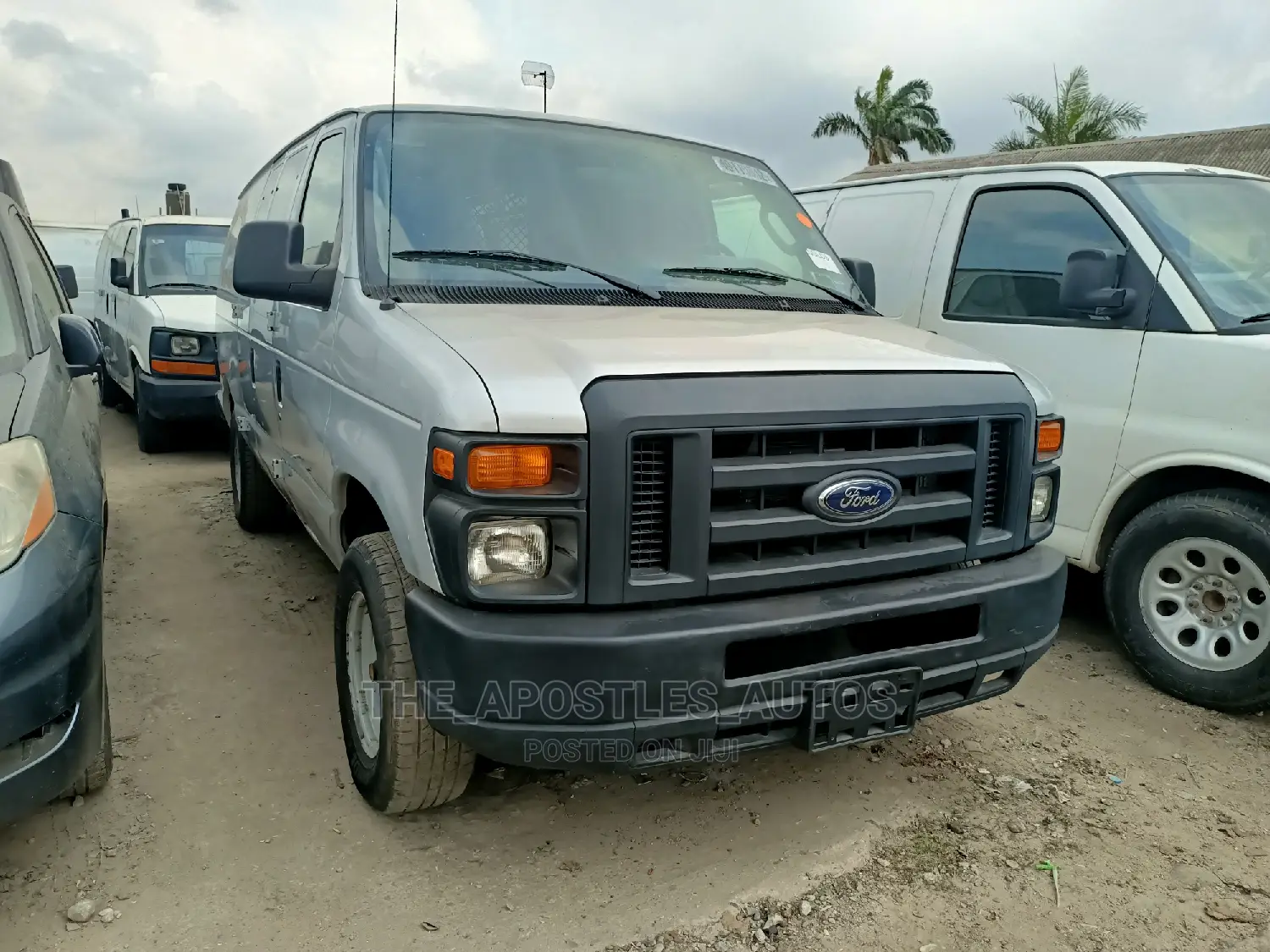 Ford E250 2013 Grey
