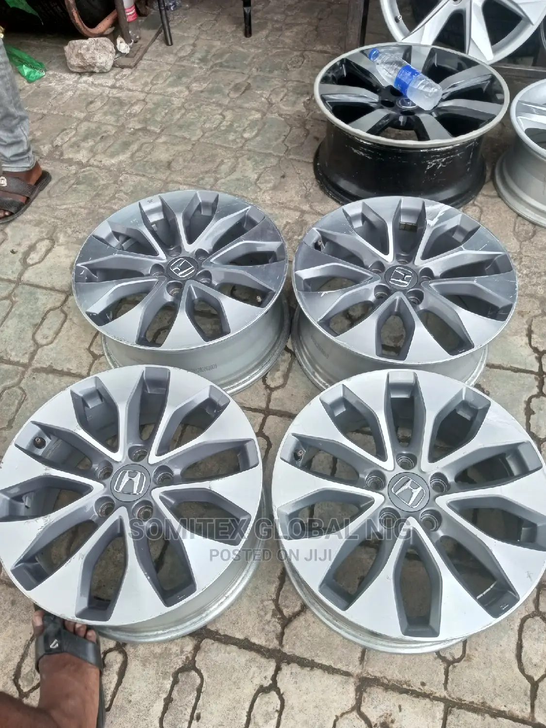 17 Alloyed Rim Honda!