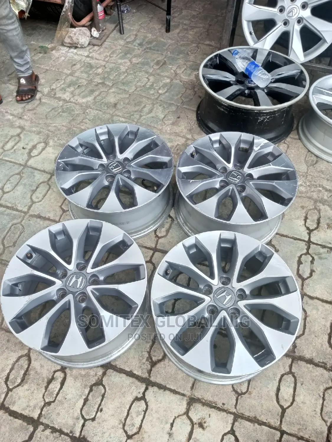 17 Alloyed Rim Honda!