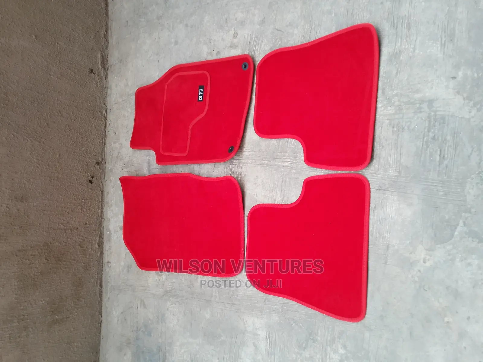 Quality Universal Red Rug Floor Mat