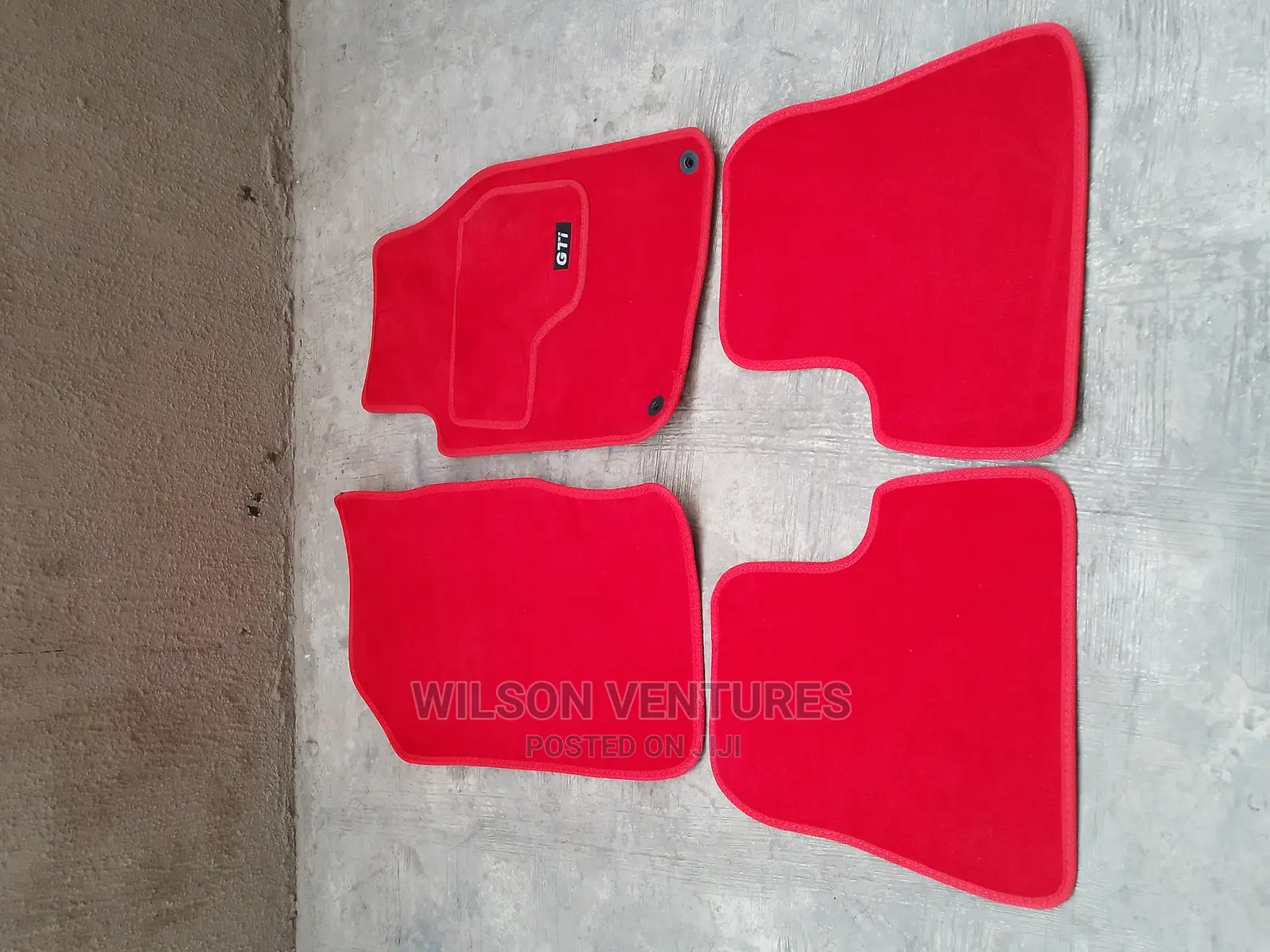 Quality Universal Red Rug Floor Mat