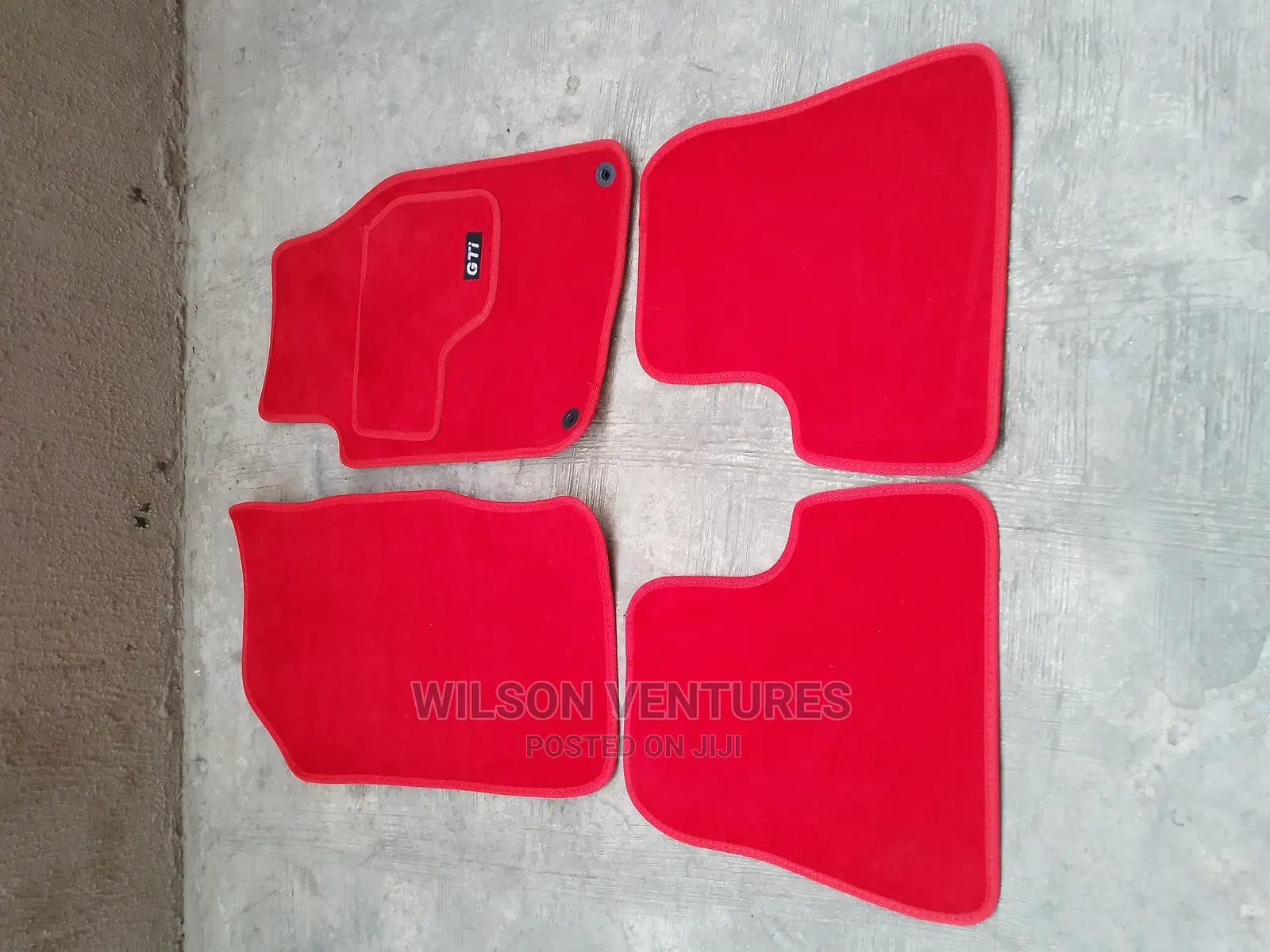 Quality Universal Red Rug Floor Mat