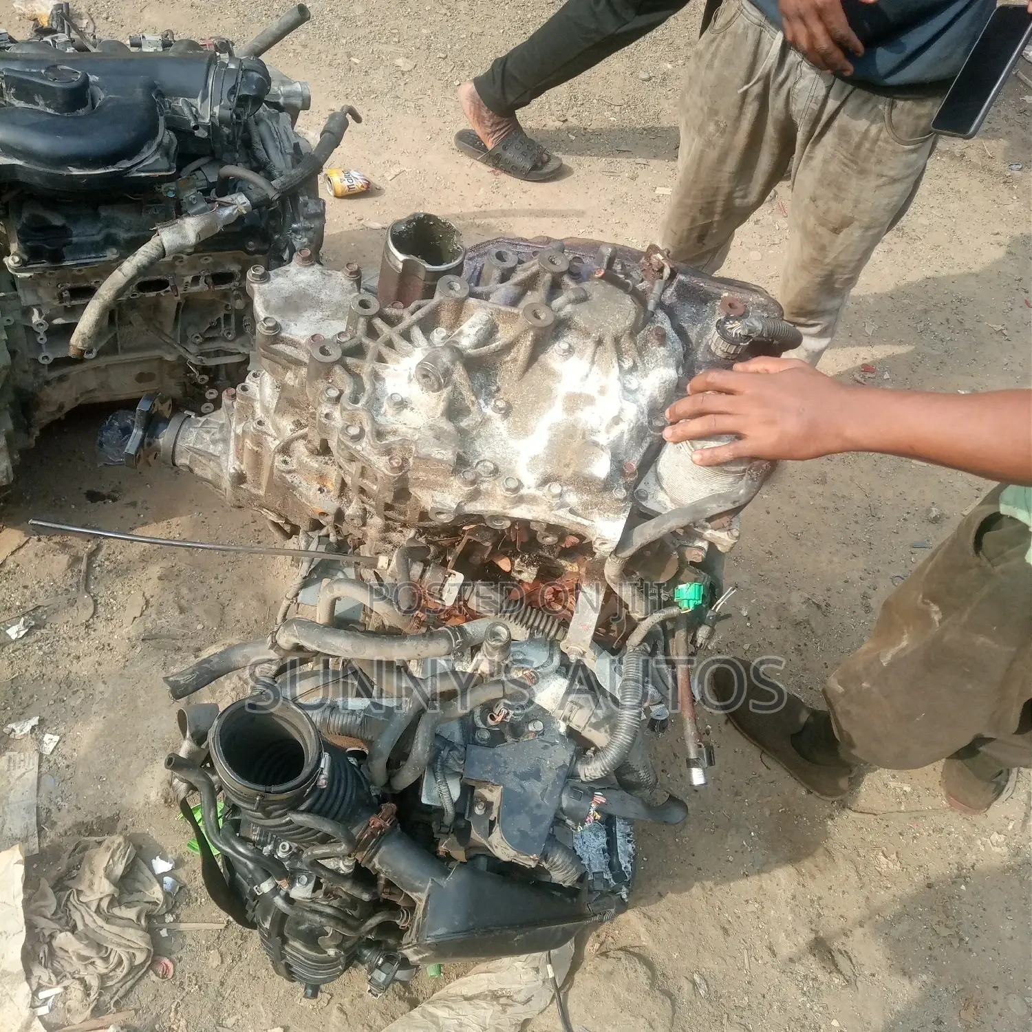 Nissan Xtrail Engine and Transmission.