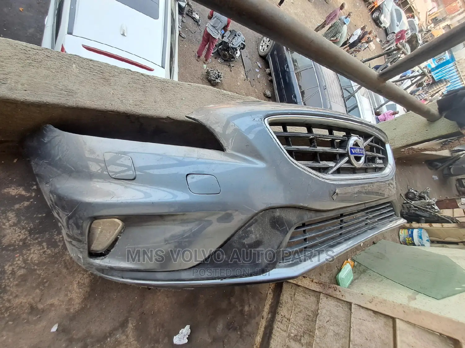 2013 Volvo V40 Front Bumper